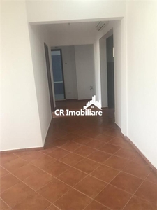 Vanzare apartament cu 3 camere Pantelimon