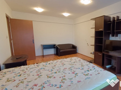 Apartament 1 camera in Zorilor zona Lunii