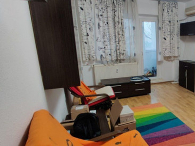 Apartament 2 Camere Decomandat Blv.Tineretului-Vis a Vis Par