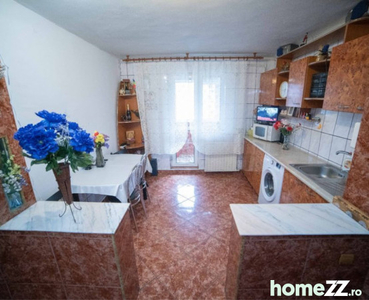 APARTAMENT 2 CAMERE - DECOMANDAT - PIATA DELFINULUI