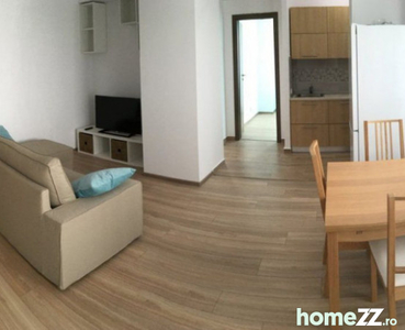 Apartament 3 camere semidecomandat in zona Vacaresti