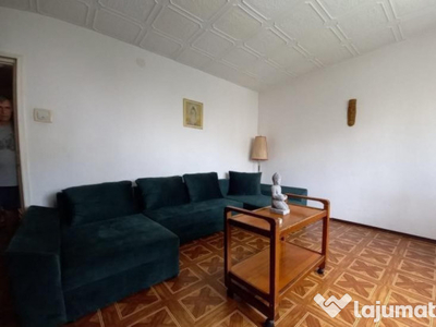 Apartament 3 camere- zona Panduri