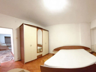 Apartament 4 camere - Central -