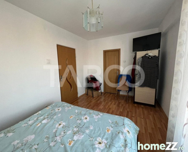 Apartament 4 camere etaj intermediar zona Centrala in Fagara