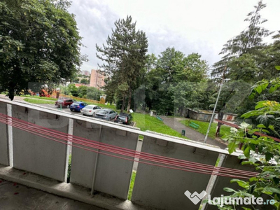 Apartament cu 2 camere, zona Dambu , 40mp