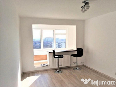 Apartament 3 camere - zona Berceni - Turnu Magurele