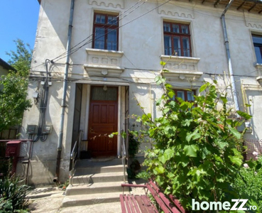 De vanzare casa in Roman 99.000 euro