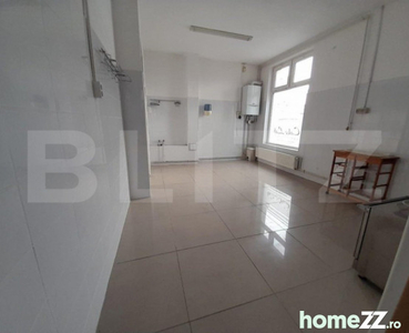 Spatiu Comercial - 40 mp - zona sud