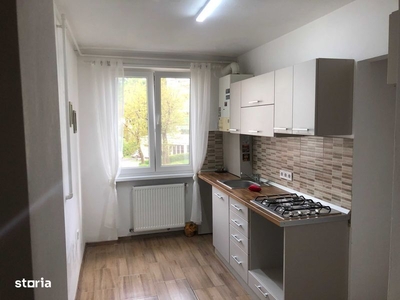 vand apartament 2 camere Sighisoara