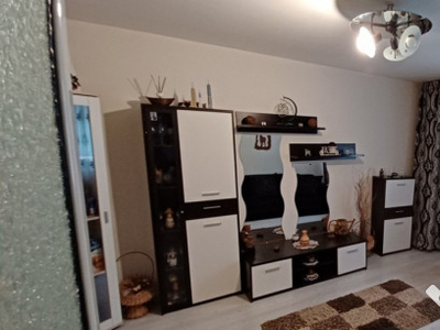 Vanzare Apartament 2 Camere Zona Titan