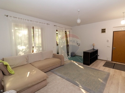 Apartament 3 camere vanzare in bloc de apartamente Bucuresti, Banu Manta