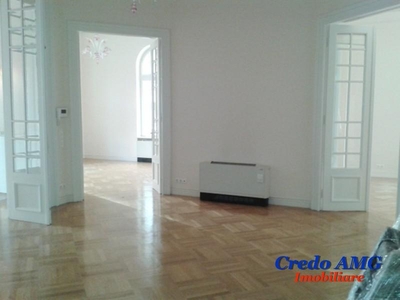 Case / vile de vanzare 9 camere Bucuresti zona Armeneasca - ID 620