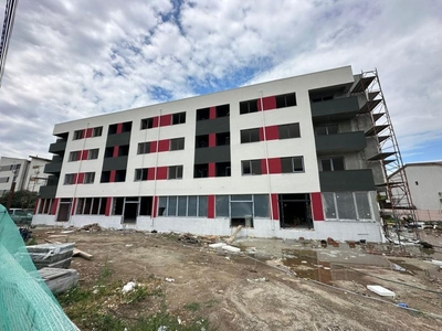 Spatii comerciale Militari residence 99m2 si 138m2