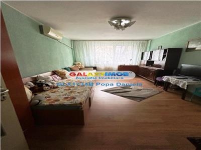 Vanzare apartament 3 camere Aparatorii Patriei