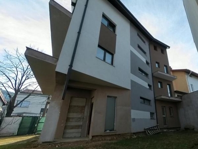 Vanzare Casa/Vila 10 camere Bucurestii Noi