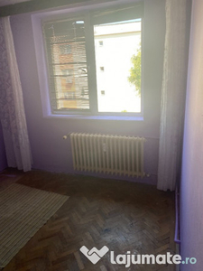 Apartament 2 camere, decomandat, în cartierul Brazda lui Novac