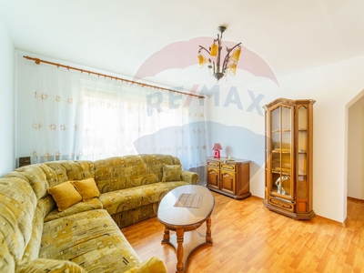 Apartament 2 camere vanzare in bloc de apartamente Arad, Podgoria