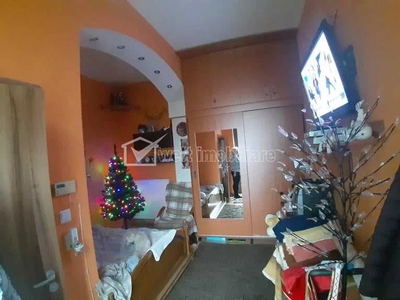 Apartament 3 camere, decomandat, 60 mp utili, Centru