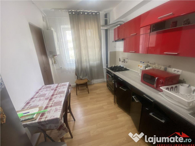 Apartament 3 camere, parter inalt, ULTRACENTRAL - Primarie