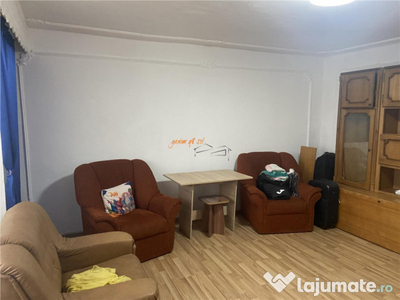 Apartament 3 camere , zona strada Longinescu , et 2/3 , 80 m