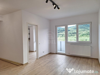 Apartament cu 1 camera de vanzare Floresti 37 mp etaj 1