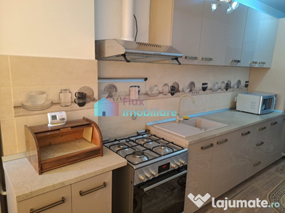 Apartament cu 3 camere zonă centrală