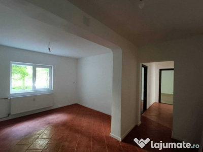 Apartament cu 4 camere lângă Parc Sebastian