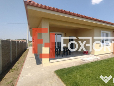 Duplex pe parter 4 camere, Covaci - Calitate si arhitectura