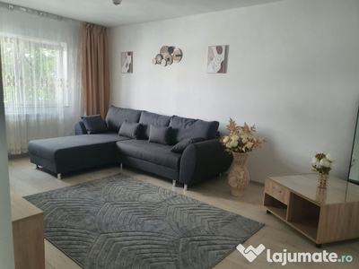 Pers.Fizica Închiriez apartament 3 camere Nicolina langa Selgros