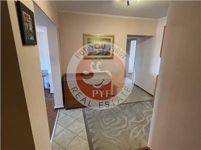 Piata Alba Iulia | Apartament 3 camere | 90 mp | decomandat | B7529