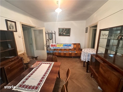 Vanzare - Apartament 2 camere, bloc nou cu lift, etaj 6, cu parcare su