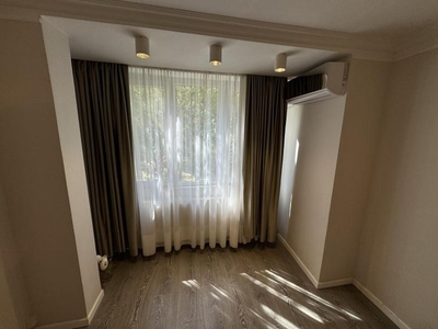 Apartament 2 camere, 43 mp de vanzare CARPATI 1