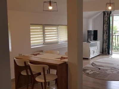 Apartament 2 camere de inchiriat situat in Vila, zona Cetate-Piata. Pret inchiriere: 380 Euro/luna.