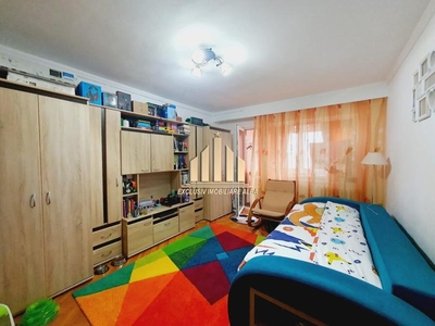 Apartament 2 camere decomandate, Cetate