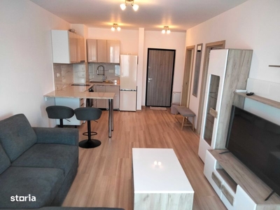 Apartament 2 camere mobilat lux+ garaj și boxa, centru