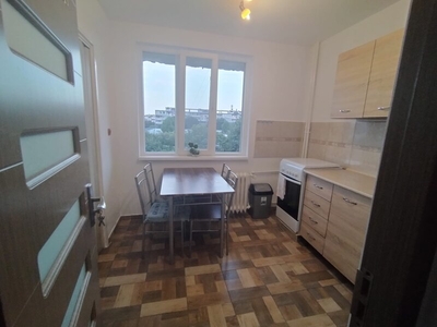 Apartament 2 camere Piata Sudului Secuilor Ap 2 camere sd renovat