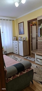 Apartament 3 cam. ETAJ 2, renovat , Zona Cart. Solidaritatii