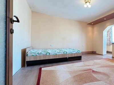 Apartament 3 camere Micalaca Orizont, incalzire proprie, decomandat