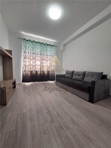 APARTAMENT CU 2 CAMERE DE VANZARE IN BLOC Q DIN ONESTI