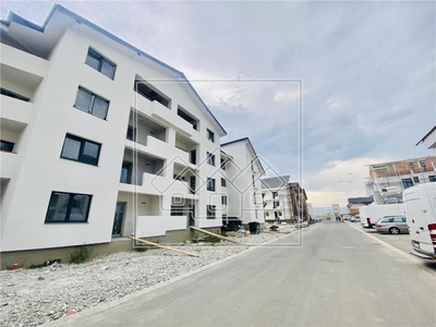 Apartament de vanzare in Sibiu - 3 camere, balcon - Dna Stanca