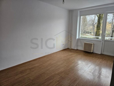 Apartament in zona parcului central!