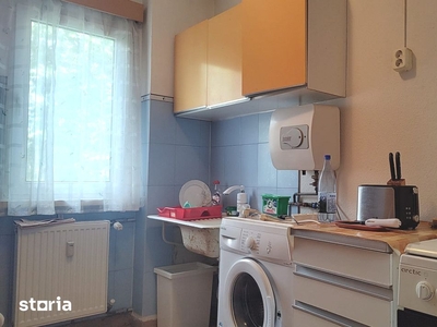 Apartament cu 3 camere. Zona Pipera