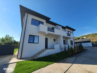 Casa Duplex 5 camere cu garaj Pipera zona Școală Americană