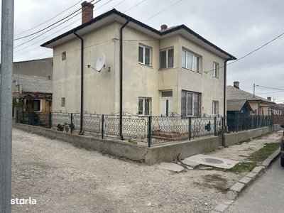 3 camere 71mp renovat liber Brancoveanu - Covasna