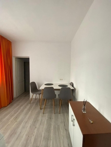 De inchiriat Apartament 1 dormitor, zona Cetate – Piata, situat intr-o Vila. Pret inchiriere: 1100 Lei/luna.