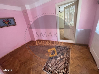 Propietar Inchiriez apartament 3 camere zona Eroilor