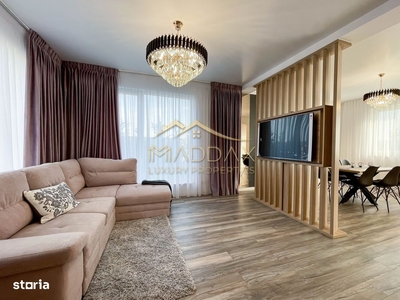 Apartament 5 Camere Bloc Nou Central