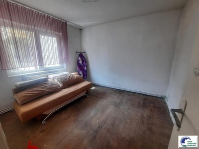 Sinaia-Apartament cu 2 camere-parter