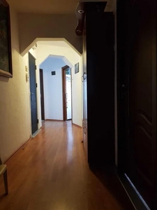 Vand Apartament 4 camere in Nufarul