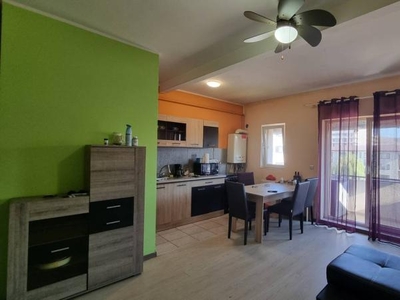 Vanzare apartament 3 camere zona Eroilor, Floresti!